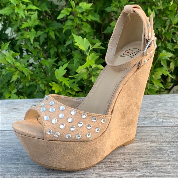 Shoes - Oatmeal shinny studs faux suede platform wedge